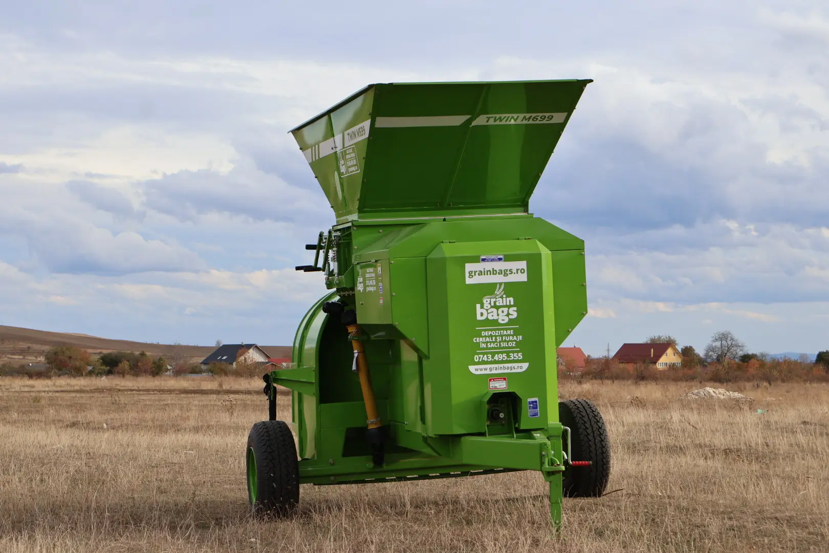 Twin M699 – moară pentru crimping cu 4 valțuri