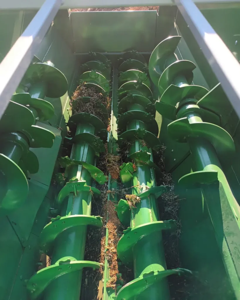 Zago 150 – mixer-tocător pentru compost și materiale organice